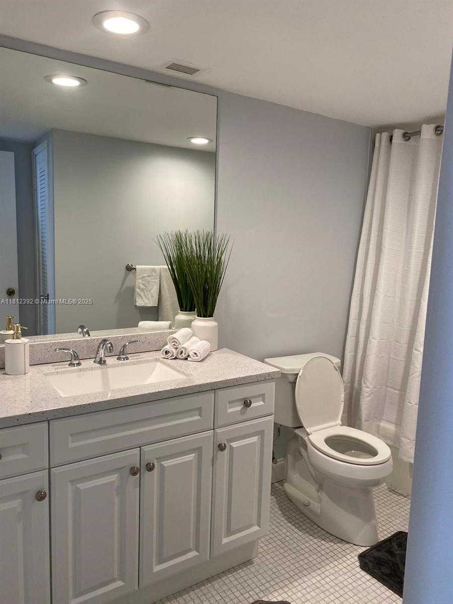 Small Image of 19390 COLLINS AVE #209, Sunny Isles Beach Number 6