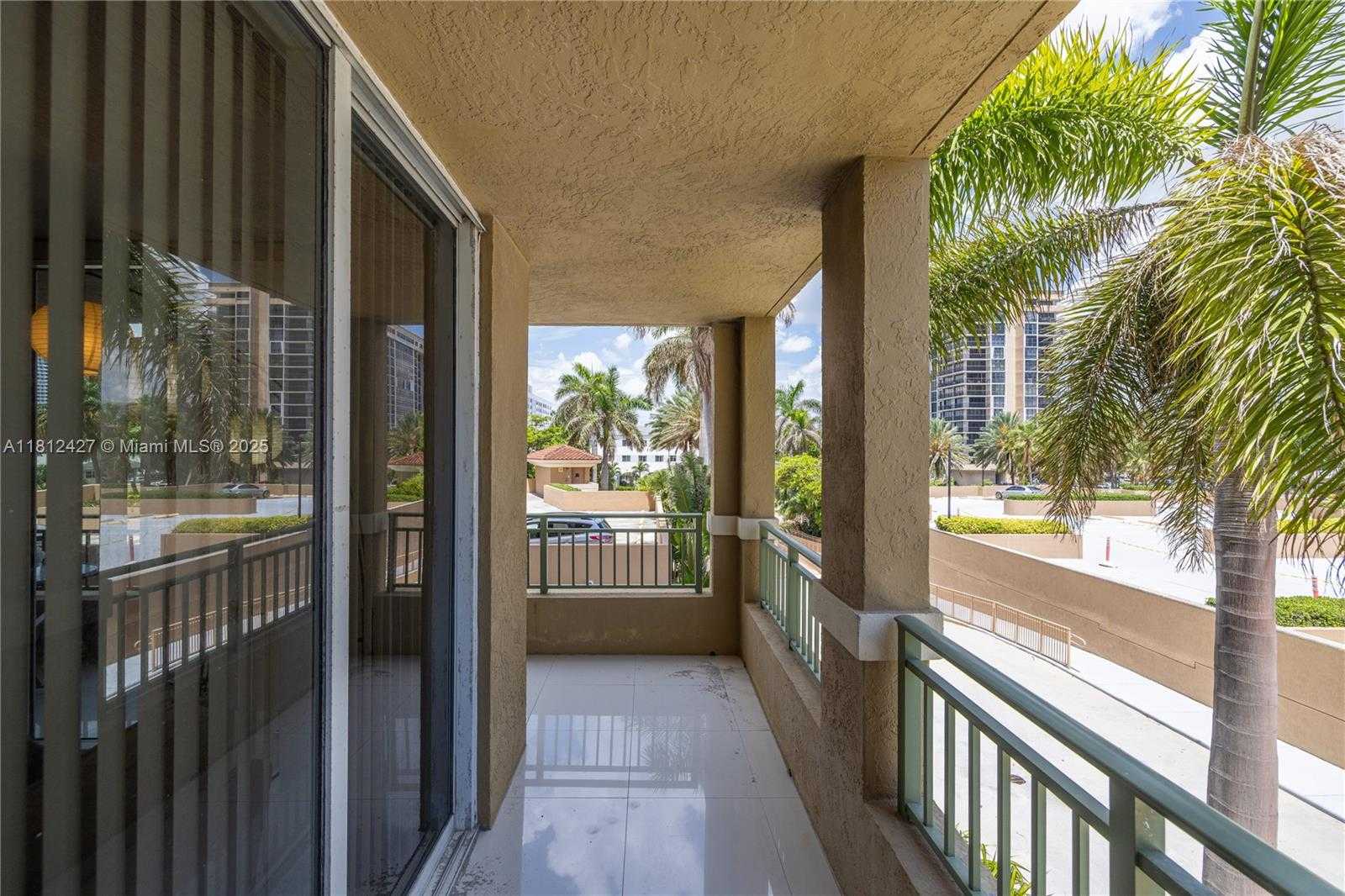 Small Image of 2080 SOUTH OCEAN DR #202, Hallandale Beach Number 20