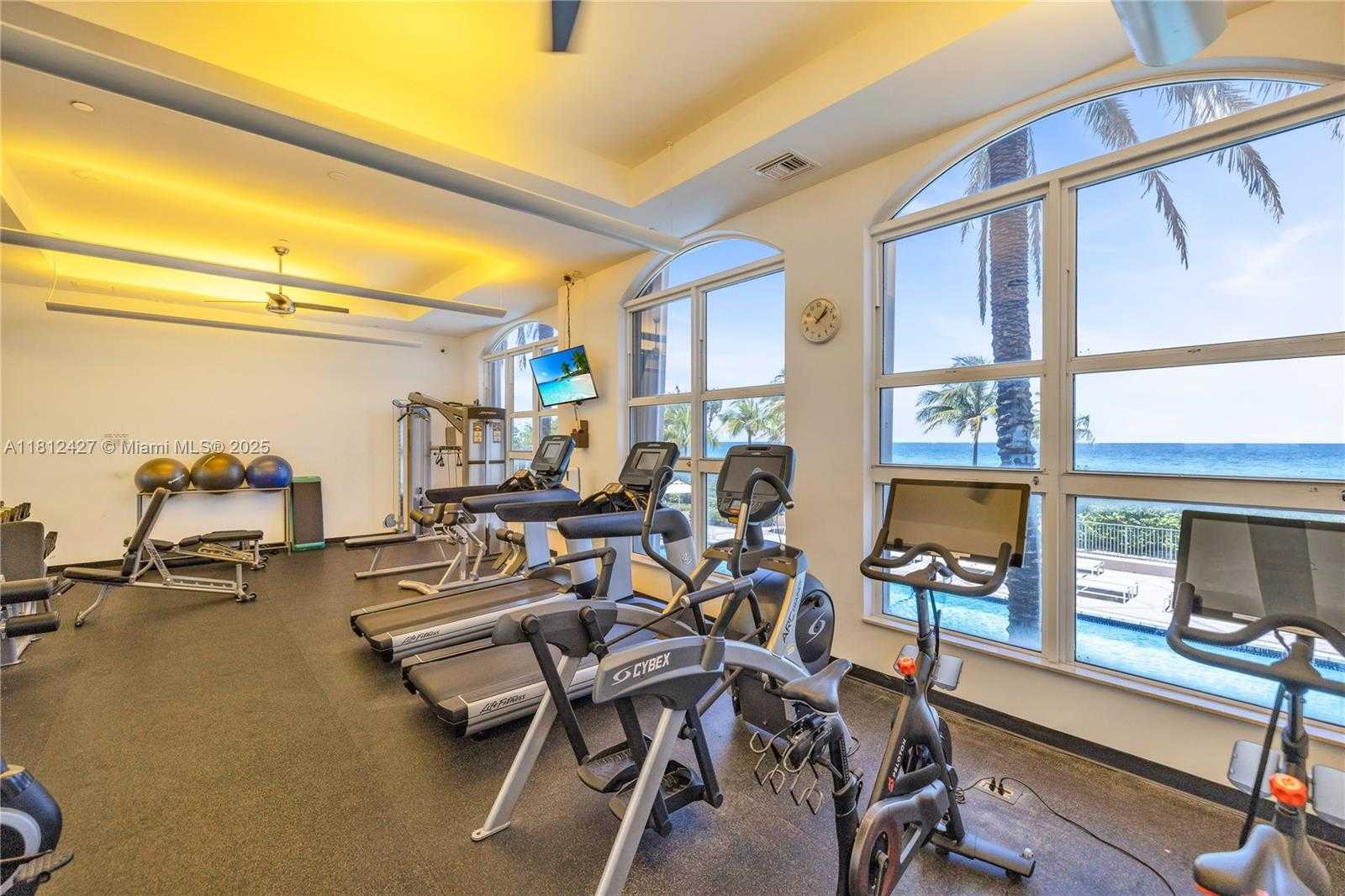 Small Image of 2080 SOUTH OCEAN DR #202, Hallandale Beach Number 28