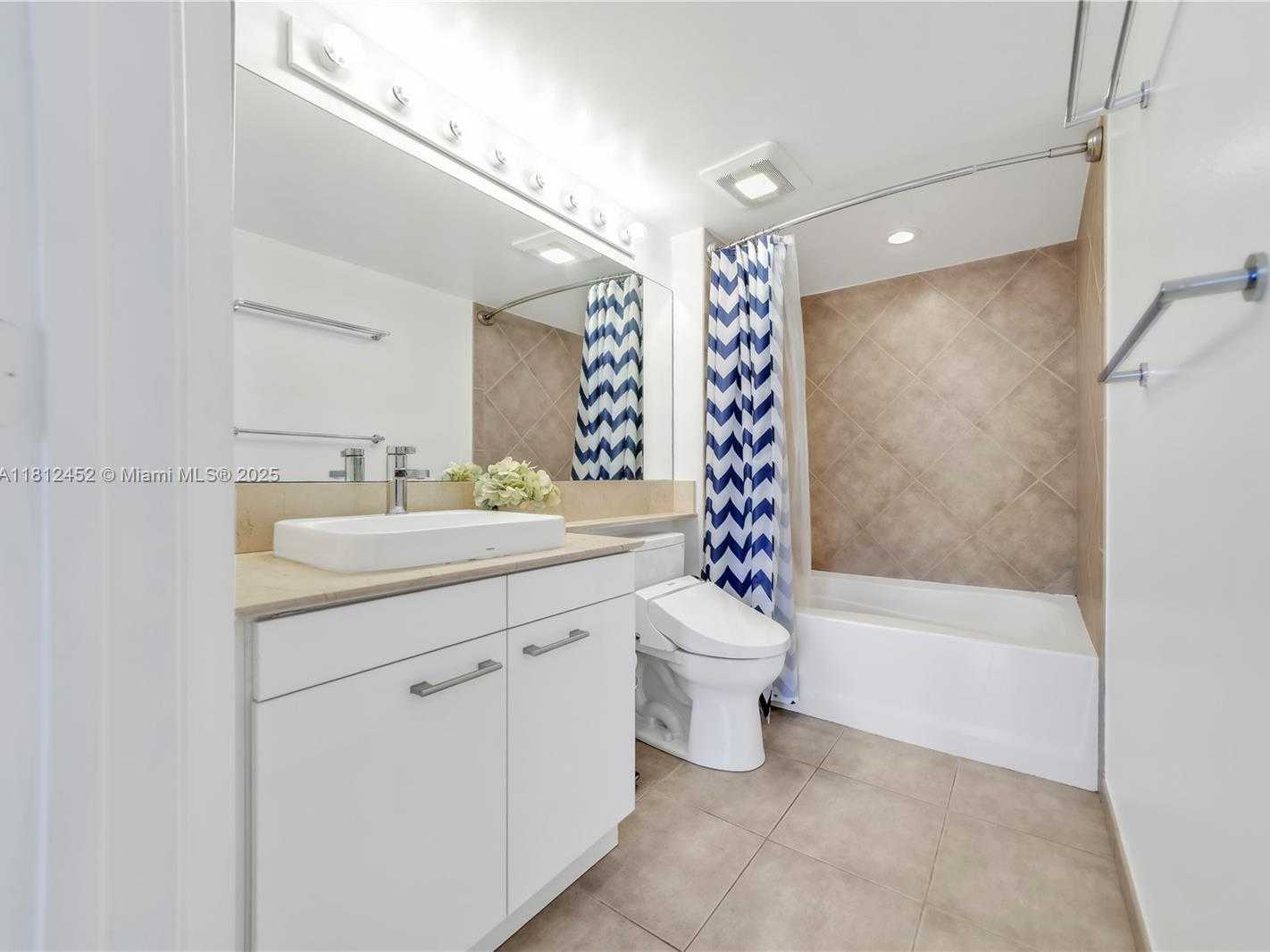 Small Image of 2080 SOUTH OCEAN DR #301, Hallandale Beach Number 14