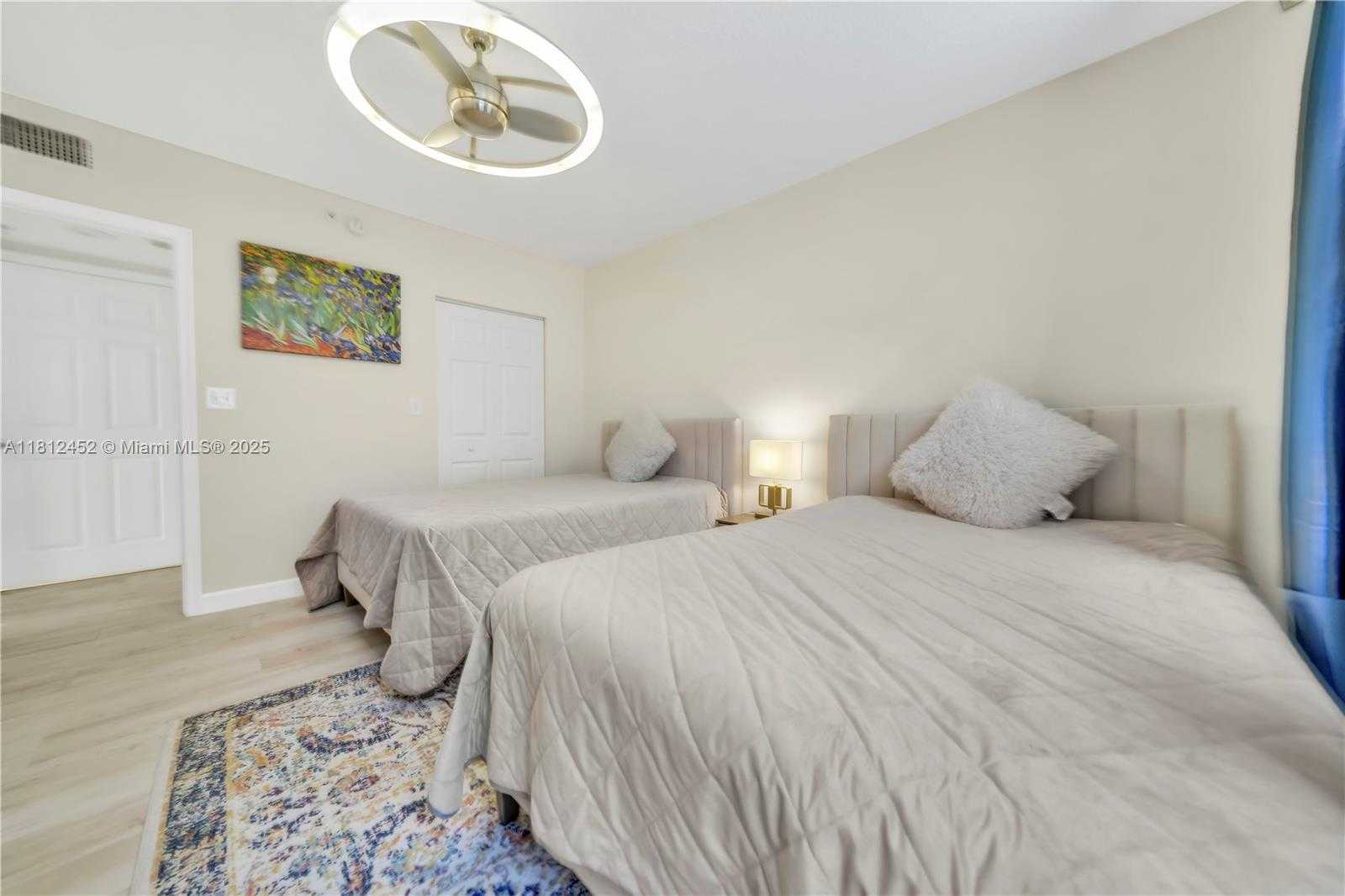 Small Image of 2080 SOUTH OCEAN DR #301, Hallandale Beach Number 16