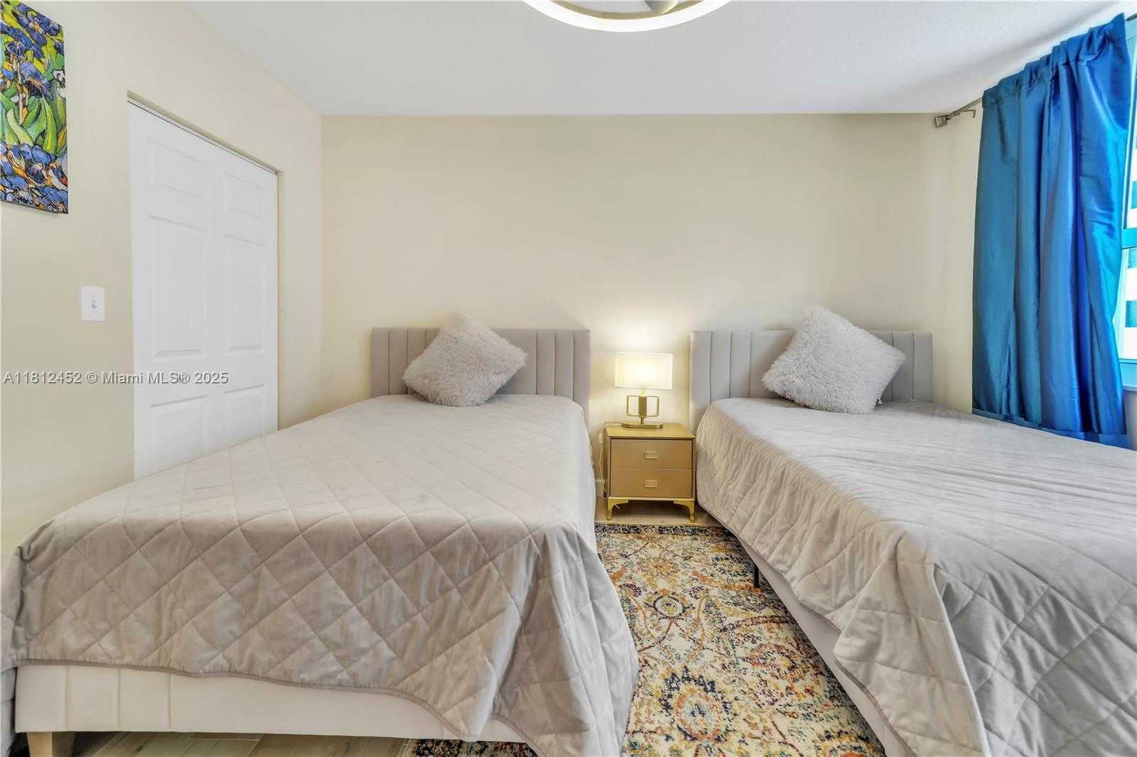 Small Image of 2080 SOUTH OCEAN DR #301, Hallandale Beach Number 17