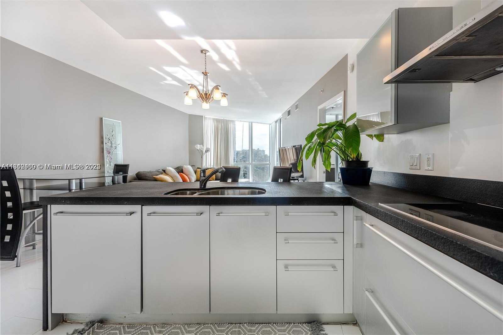 Small Image of 18201 COLLINS AVE #608, Sunny Isles Beach Number 7