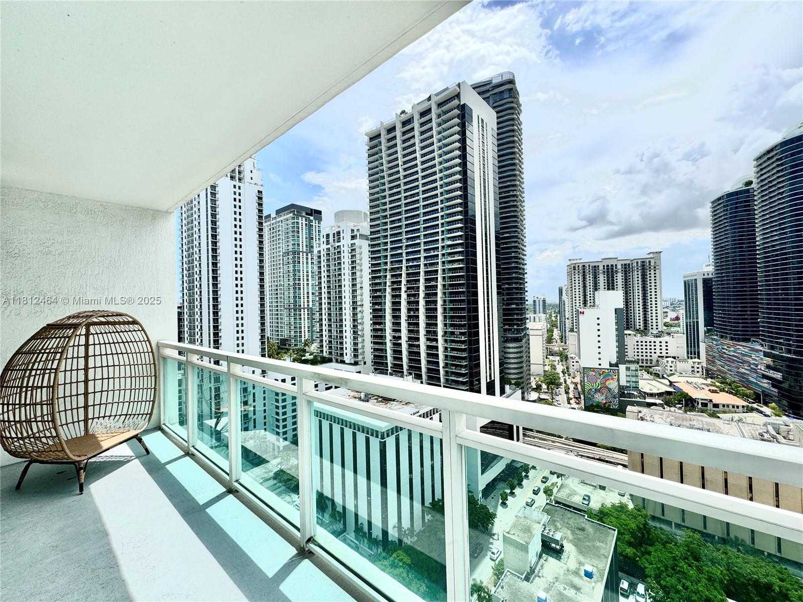 Small Image of 951 BRICKELL AVE #2409, Miami Number 13