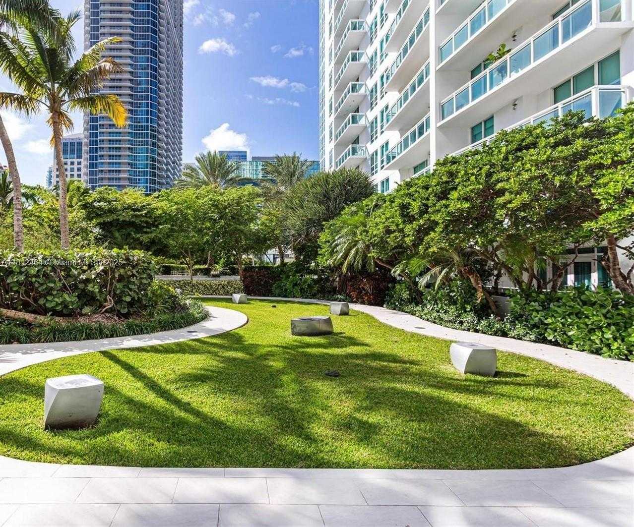 Small Image of 951 BRICKELL AVE #2409, Miami Number 25
