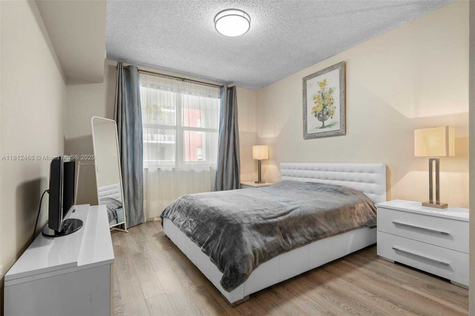 Small Image of 17125 NORTH BAY RD #3312, Sunny Isles Beach Number 10
