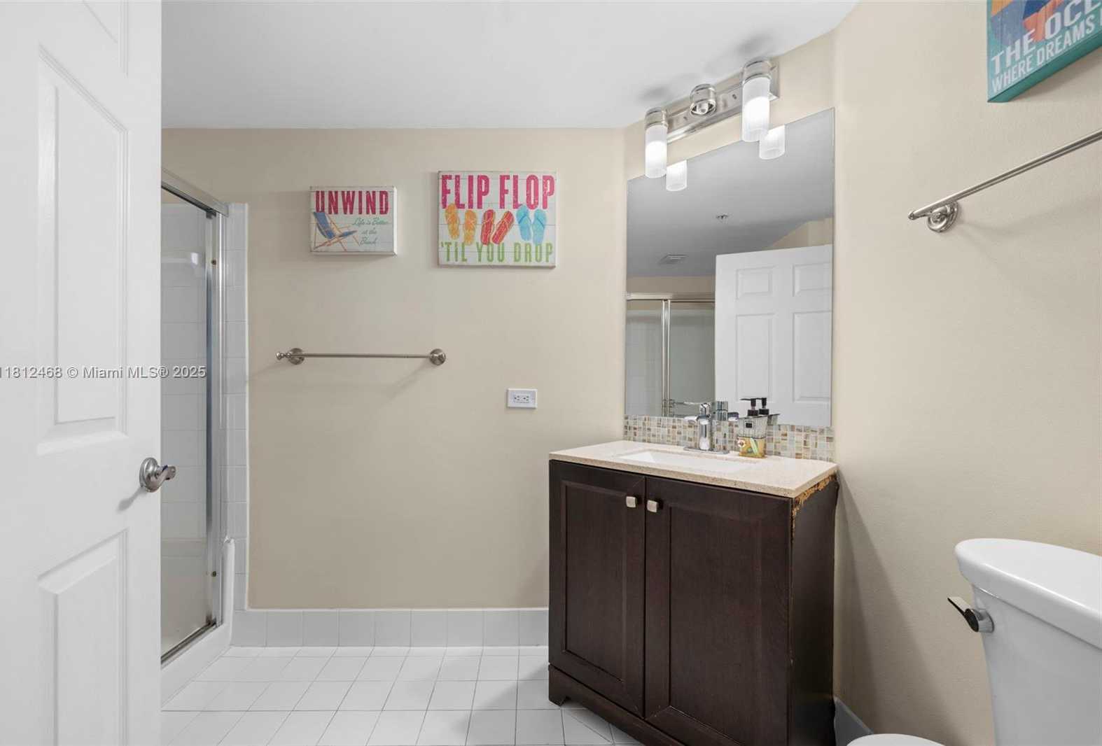 Small Image of 17125 NORTH BAY RD #3312, Sunny Isles Beach Number 11