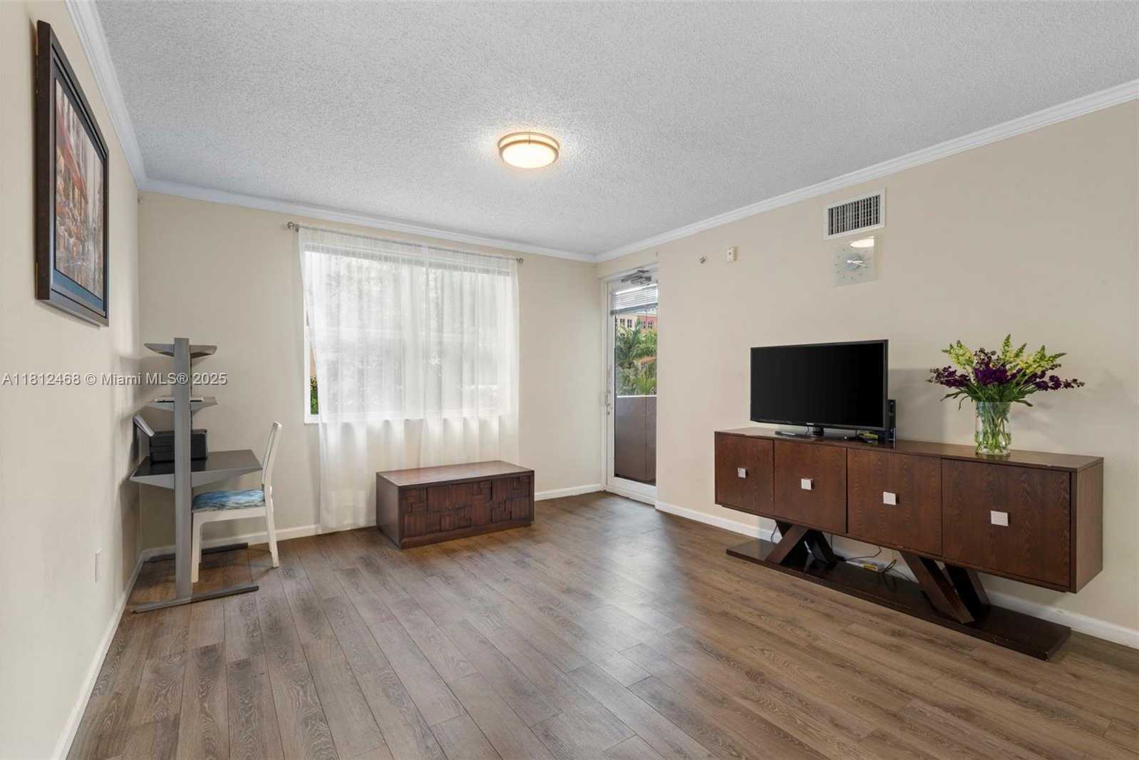 Small Image of 17125 NORTH BAY RD #3312, Sunny Isles Beach Number 14