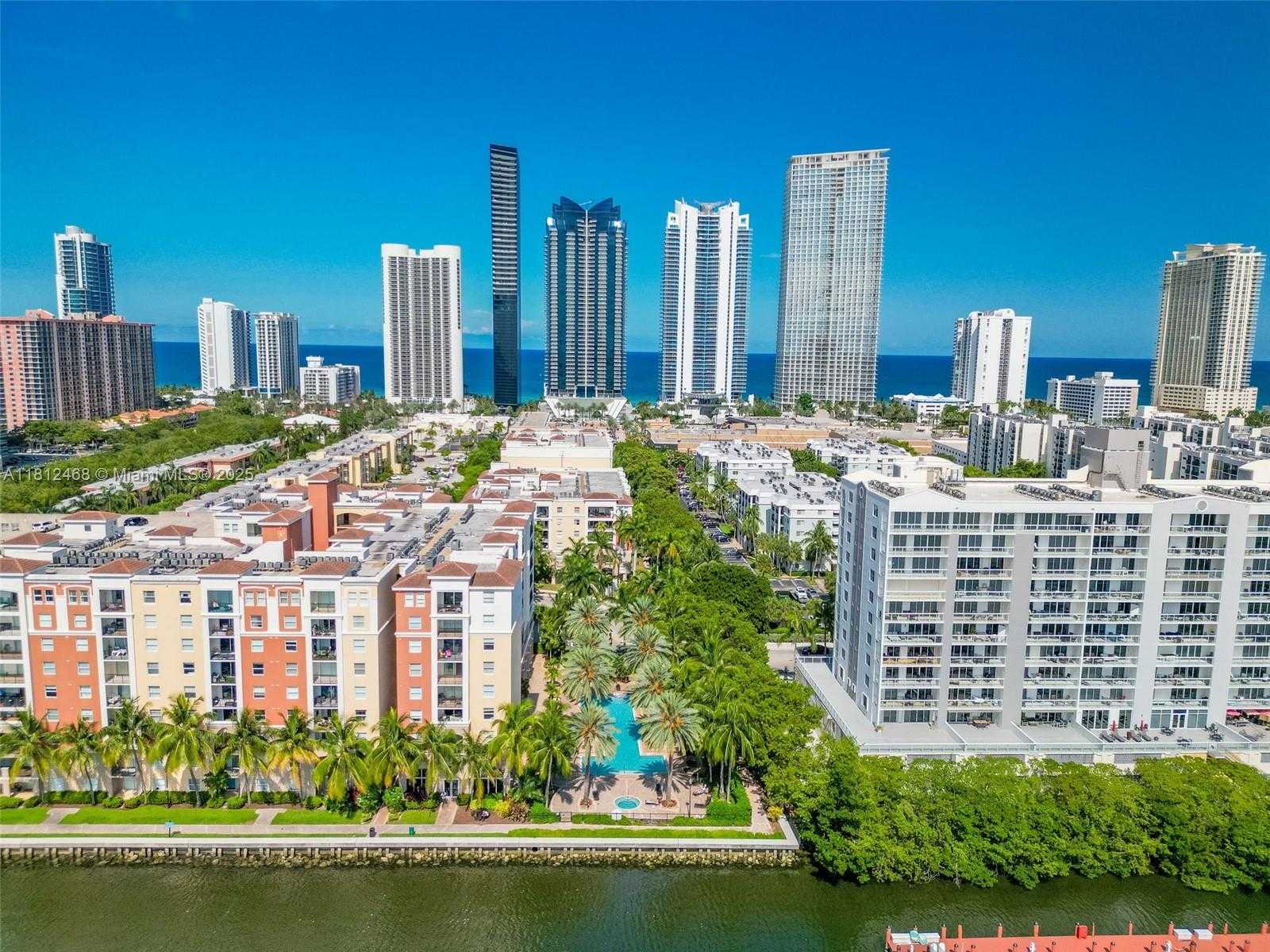 Small Image of 17125 NORTH BAY RD #3312, Sunny Isles Beach Number 6