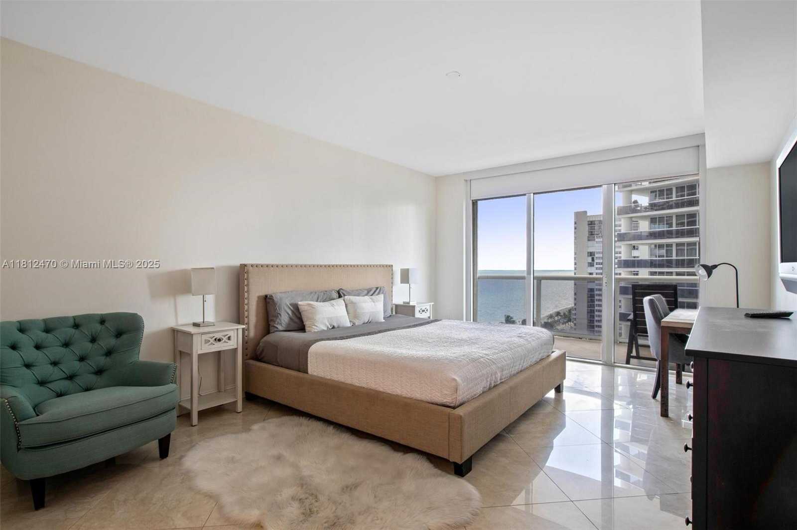 Small Image of 1830 SOUTH OCEAN DR #1406, Hallandale Beach Number 10