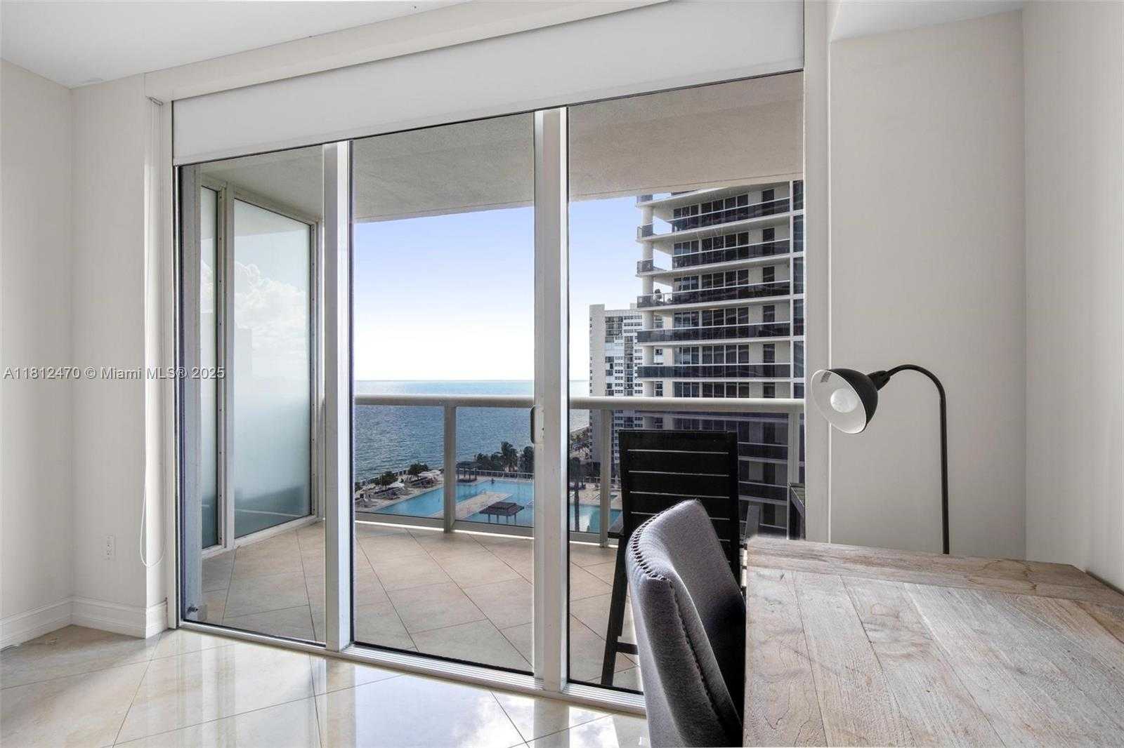 Small Image of 1830 SOUTH OCEAN DR #1406, Hallandale Beach Number 12