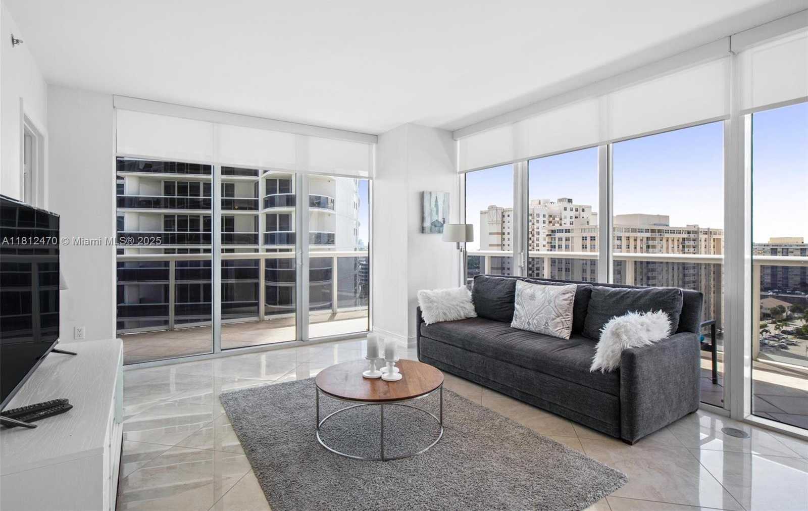Small Image of 1830 SOUTH OCEAN DR #1406, Hallandale Beach Number 2