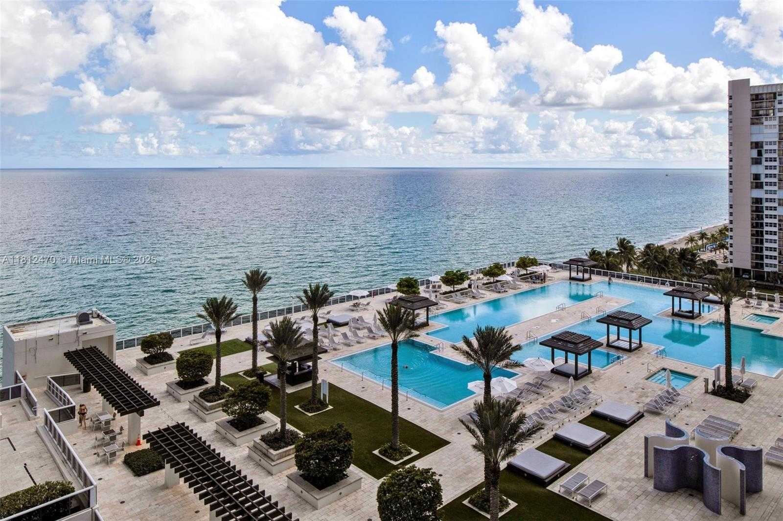 Small Image of 1830 SOUTH OCEAN DR #1406, Hallandale Beach Number 21