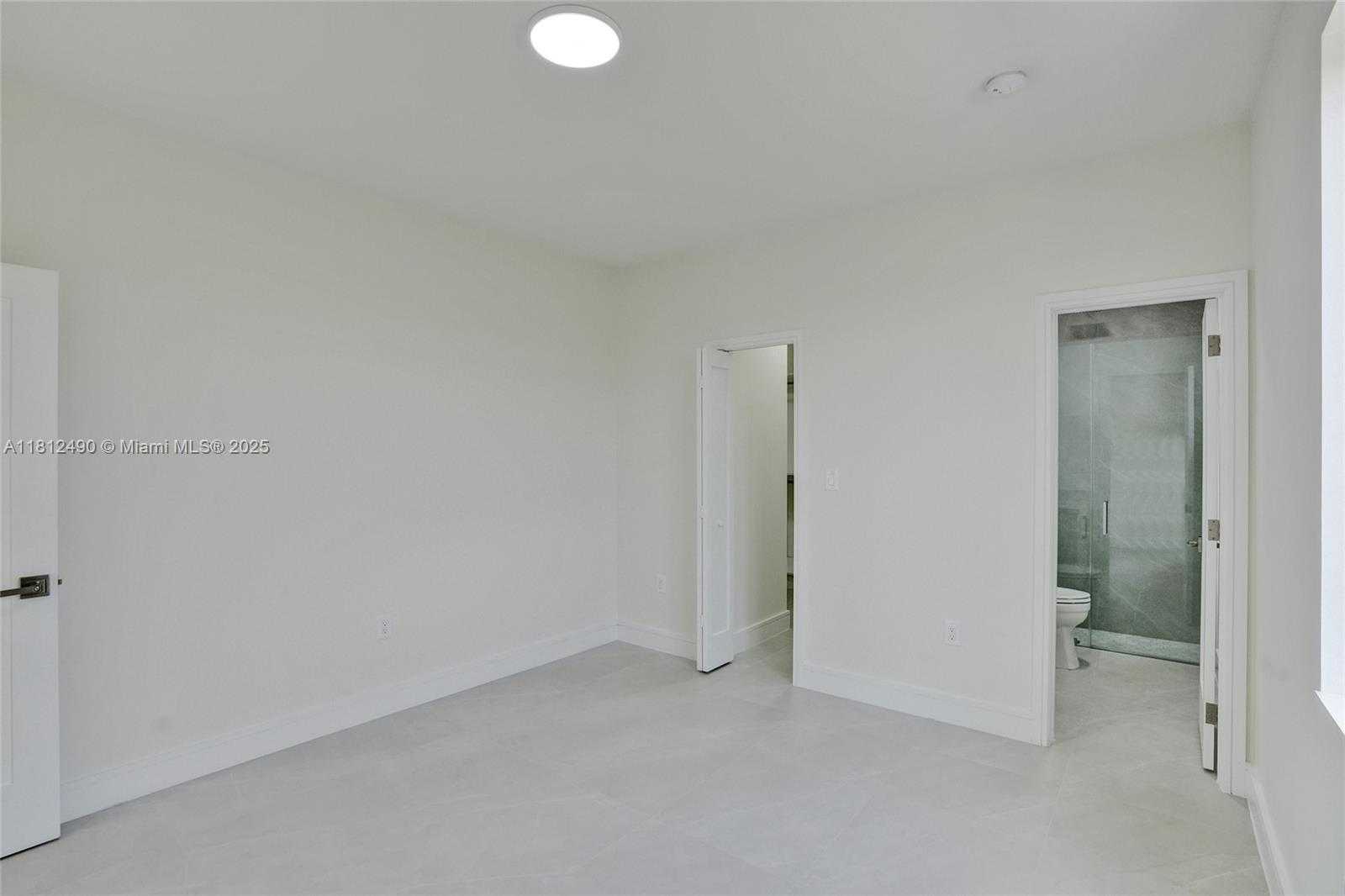 Small Image of 301 EAST 51ST ST, Hialeah Number 25