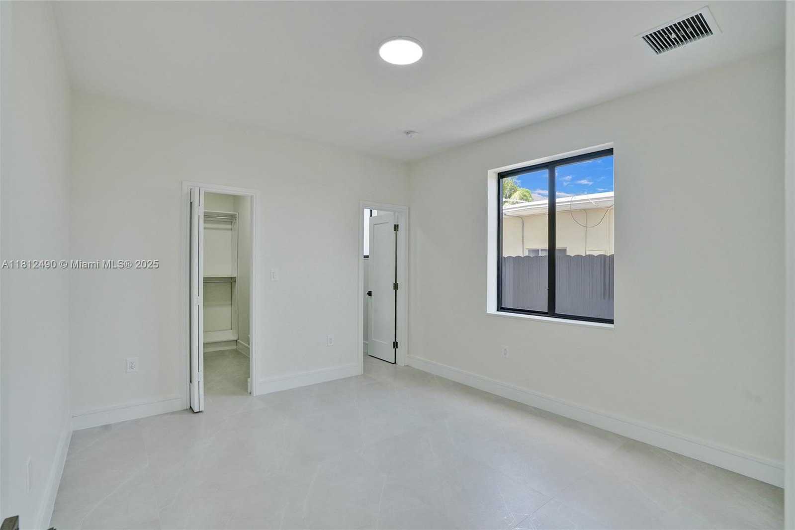 Small Image of 301 EAST 51ST ST, Hialeah Number 27
