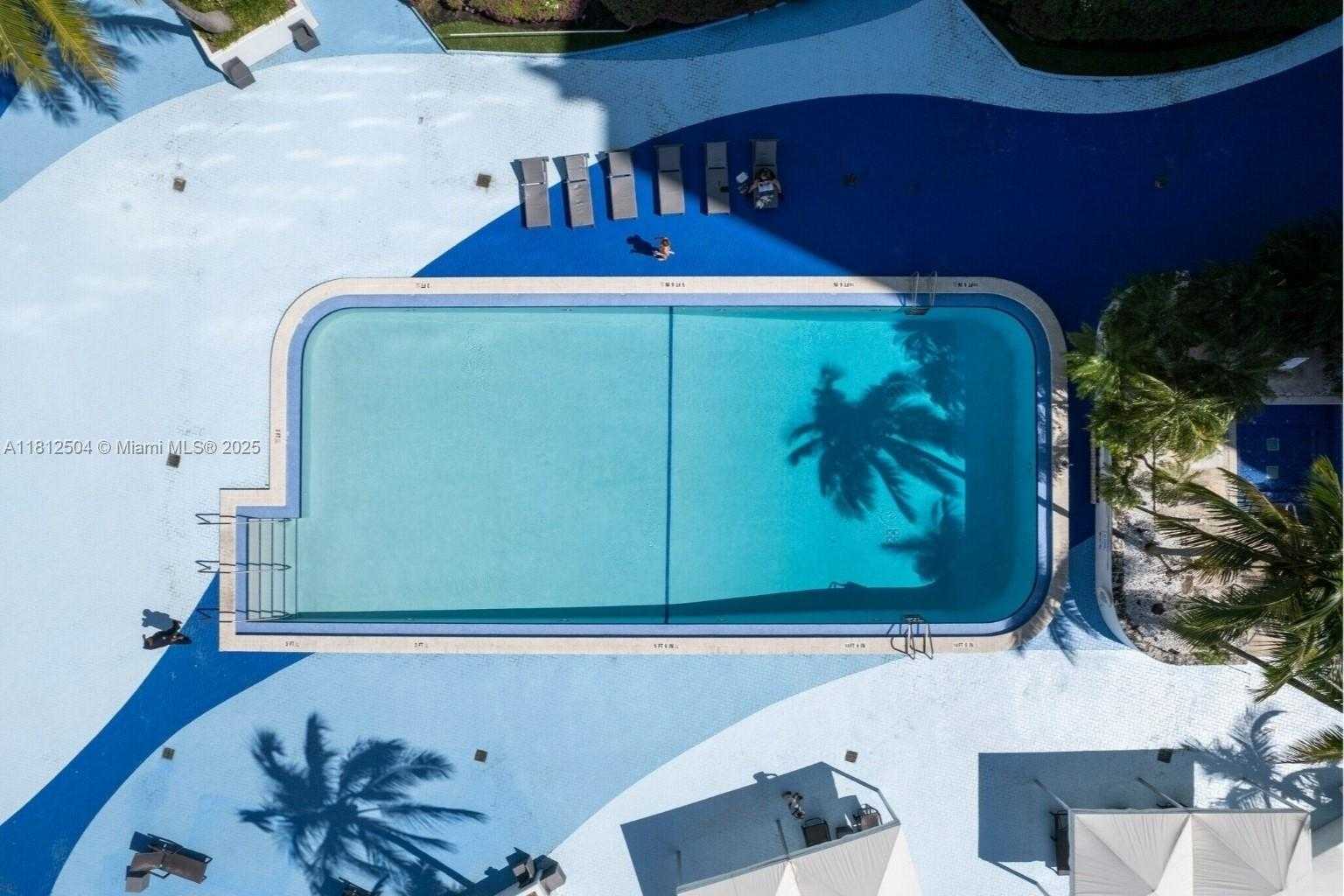 Small Image of 1000 WEST AVE #807, Miami Beach Number 9