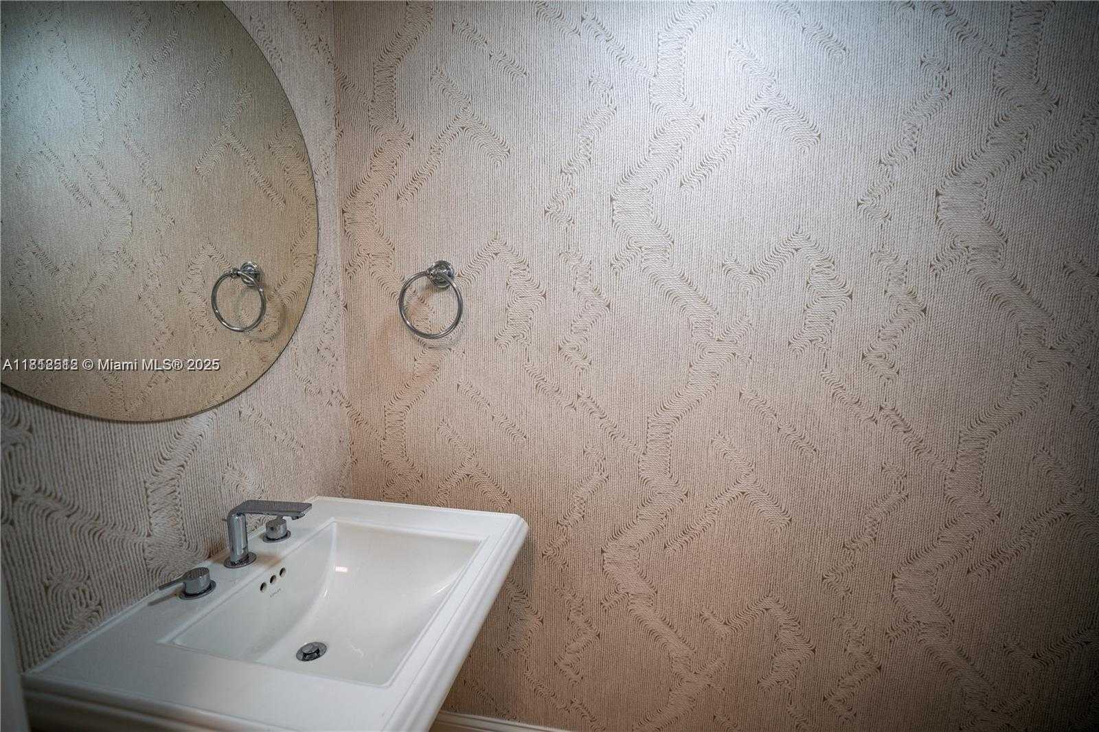 Small Image of 3400 SOUTH WEST 27TH AVE #705, Miami Number 2