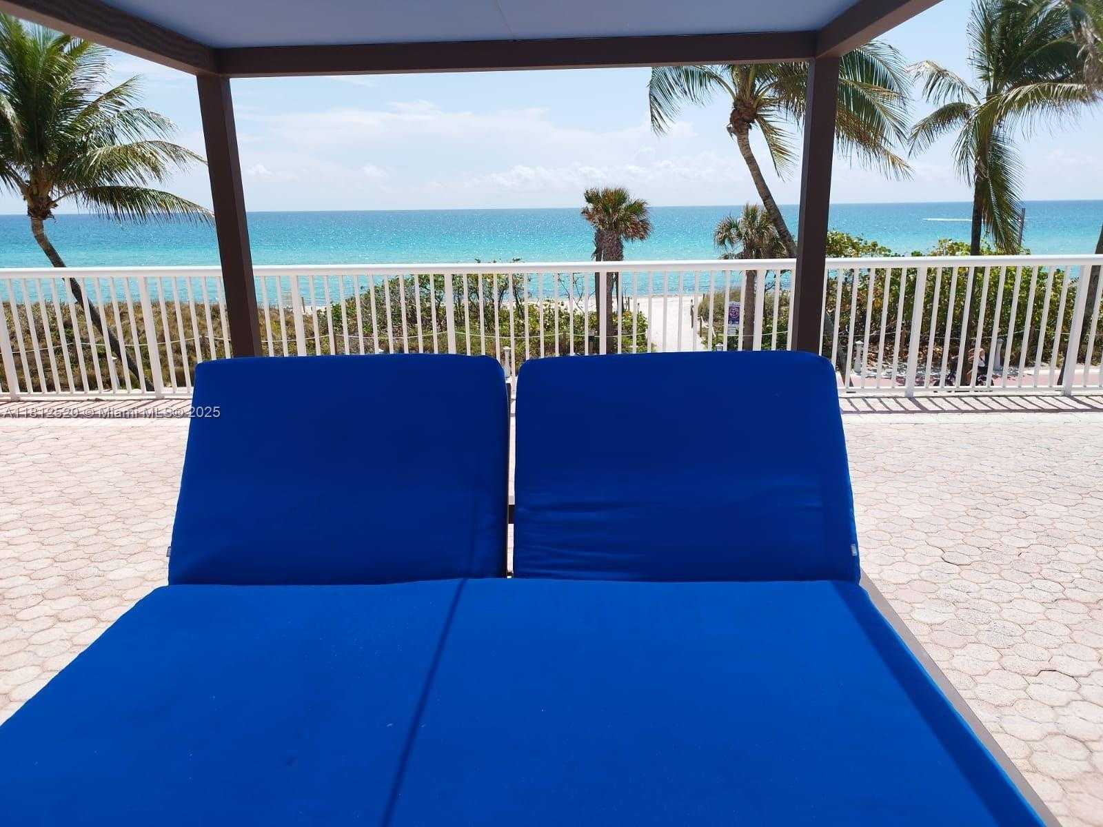 Small Image of 5401 COLLINS AVE #1110, Miami Beach Number 3