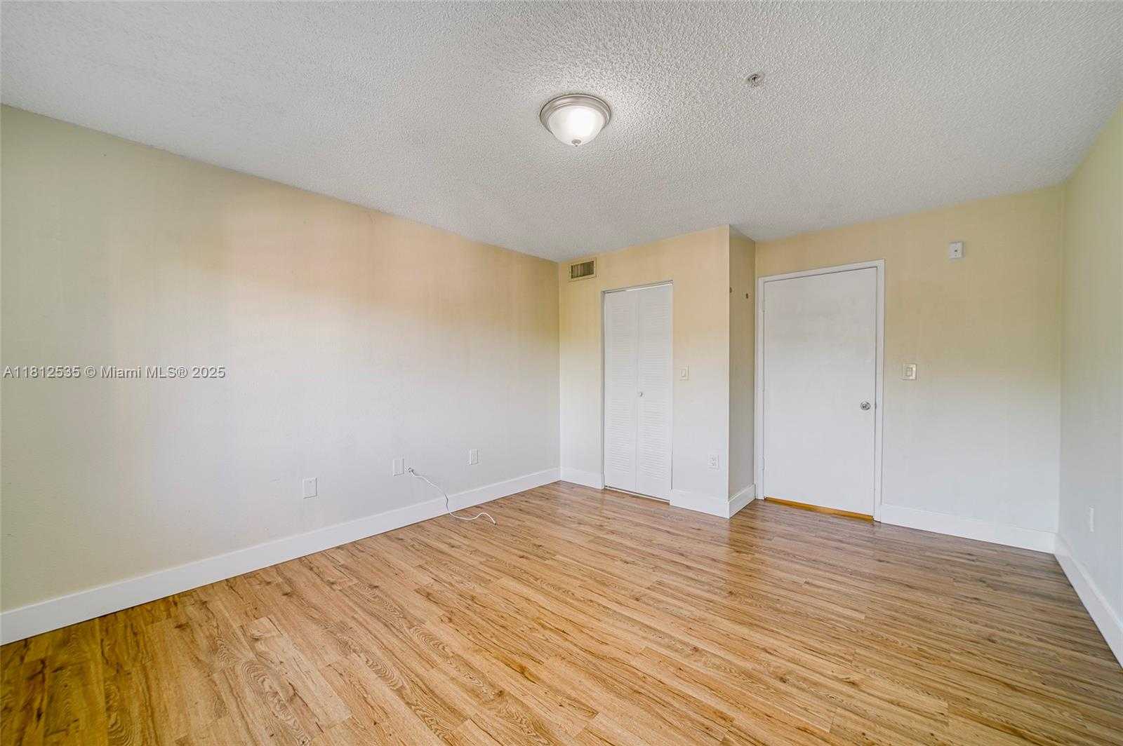 Small Image of 4540 NORTH WEST 107TH AVE #305-11, Doral Number 19