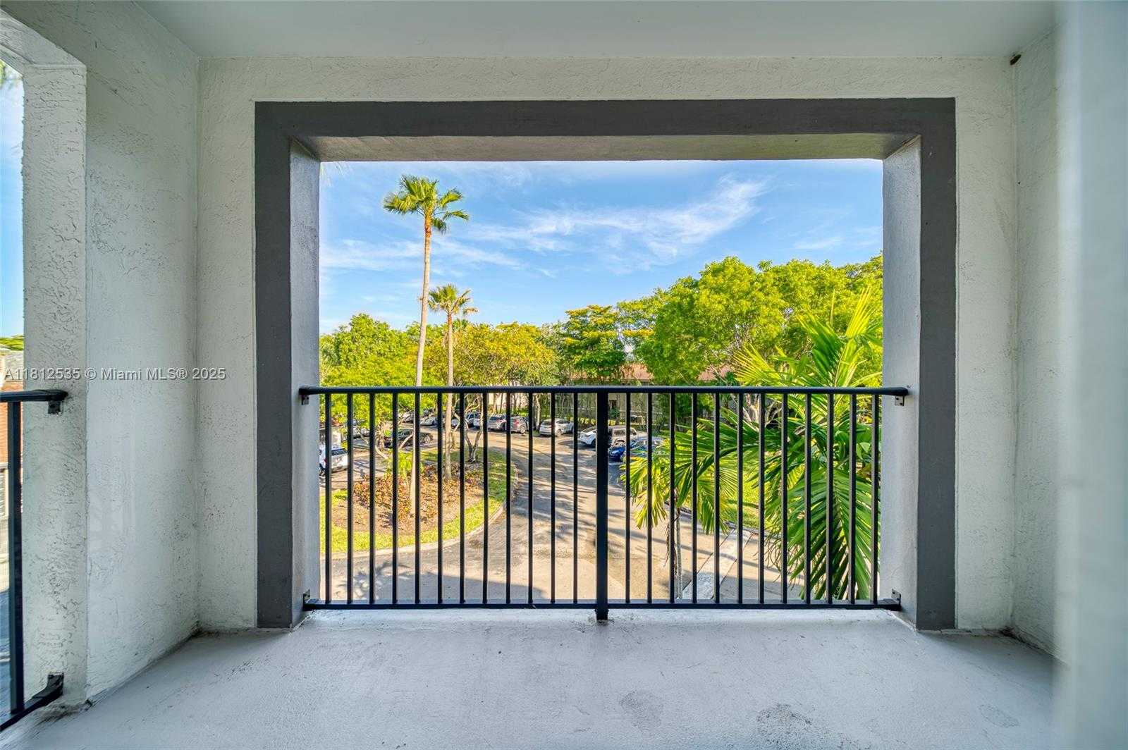 Small Image of 4540 NORTH WEST 107TH AVE #305-11, Doral Number 25