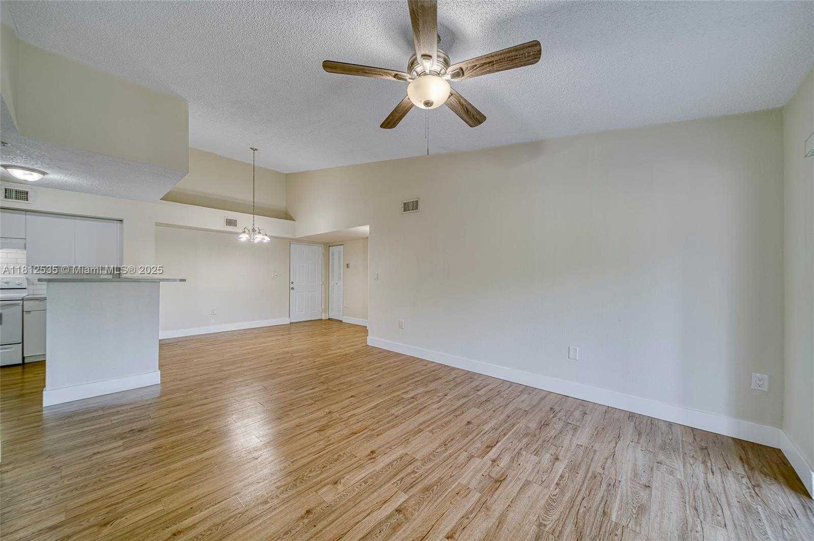 Small Image of 4540 NORTH WEST 107TH AVE #305-11, Doral Number 4