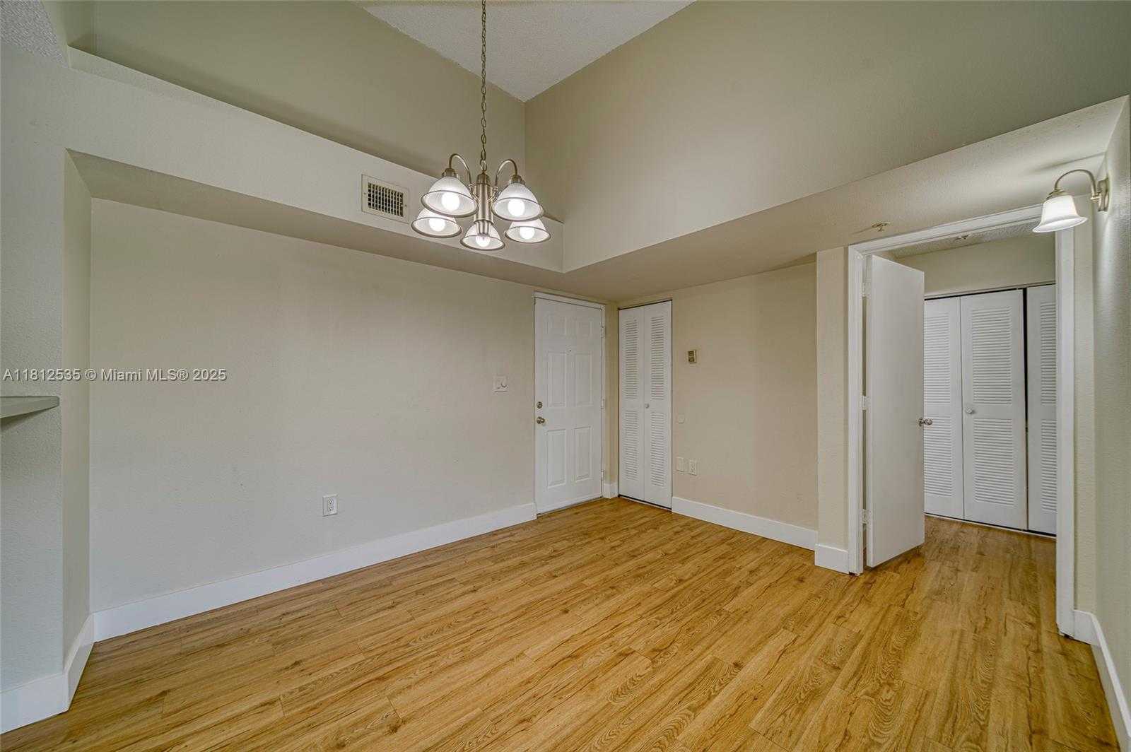 Small Image of 4540 NORTH WEST 107TH AVE #305-11, Doral Number 5