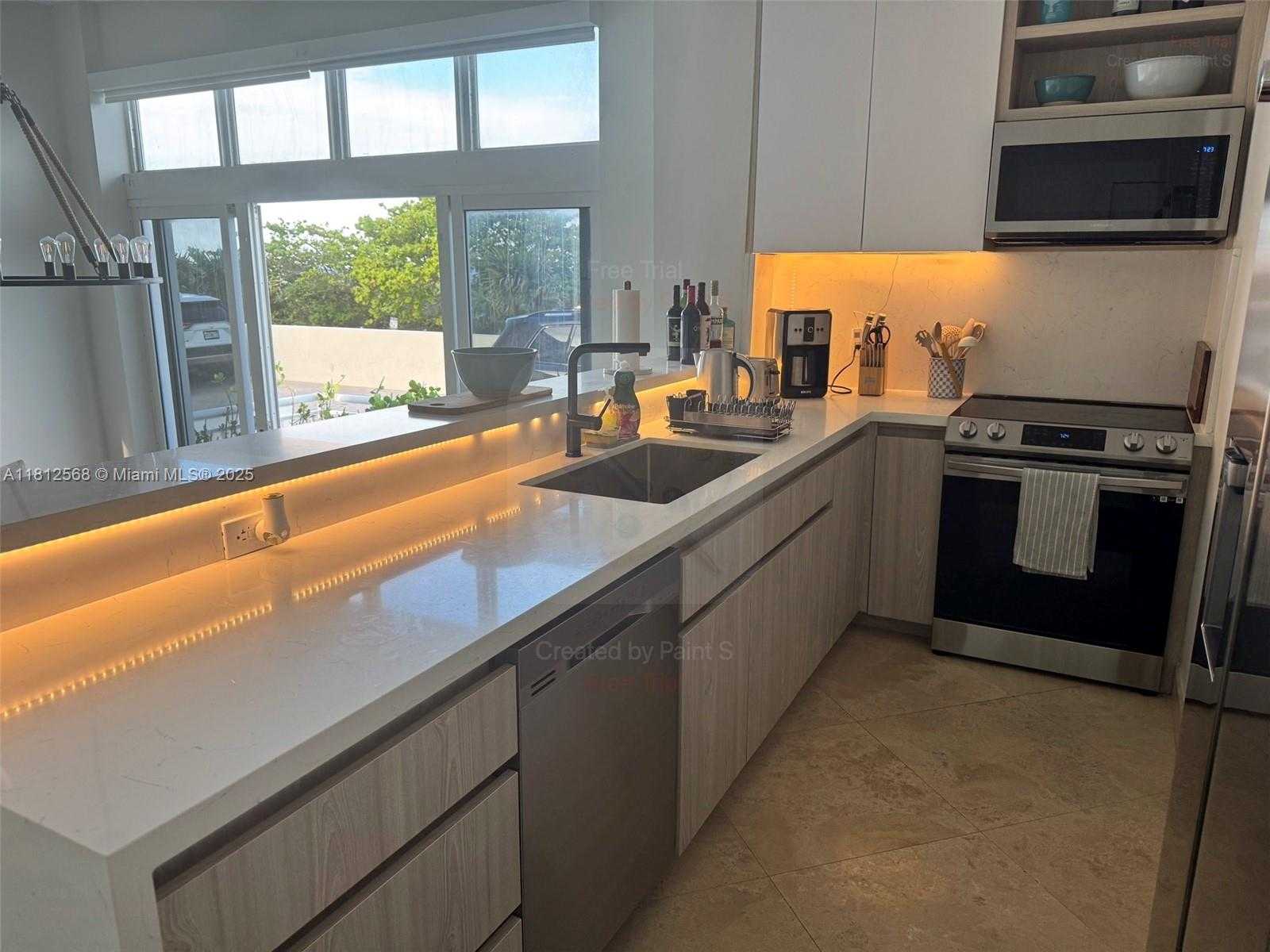 Small Image of 6917 COLLINS AVE #L102, Miami Beach Number 10