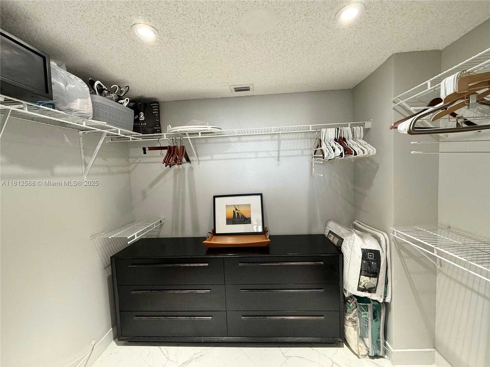Small Image of 290 174TH ST #2010, Sunny Isles Beach Number 16