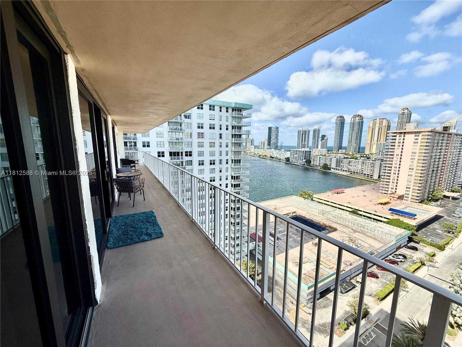 Small Image of 290 174TH ST #2010, Sunny Isles Beach Number 3