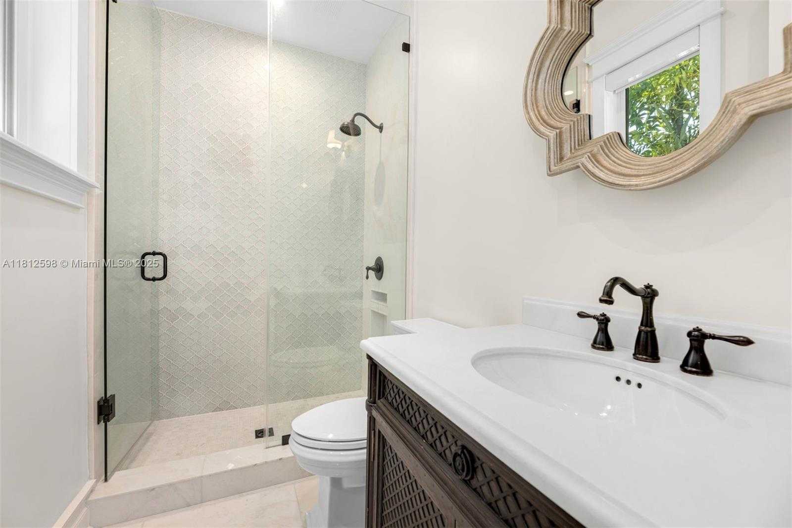 Small Image of 1460 SOUTH TREASURE DR, North Bay Village Number 32