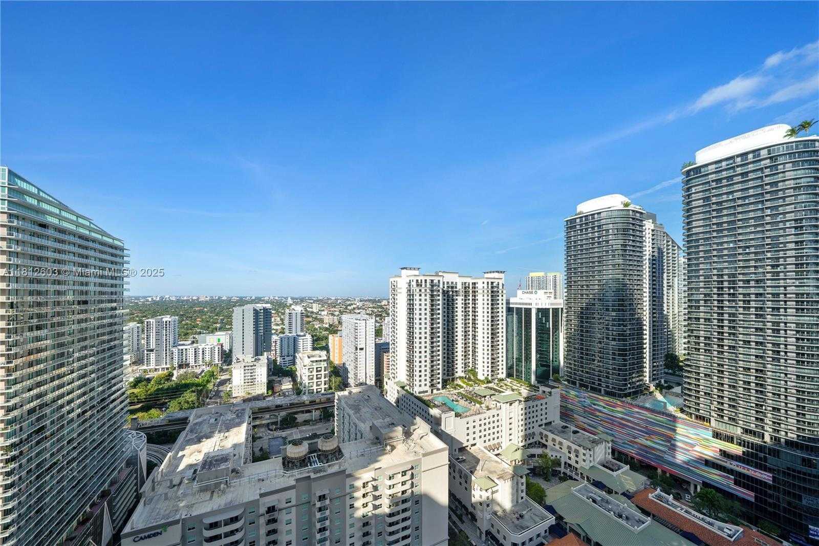 Small Image of 1000 BRICKELL PLZ #3206, Miami Number 8
