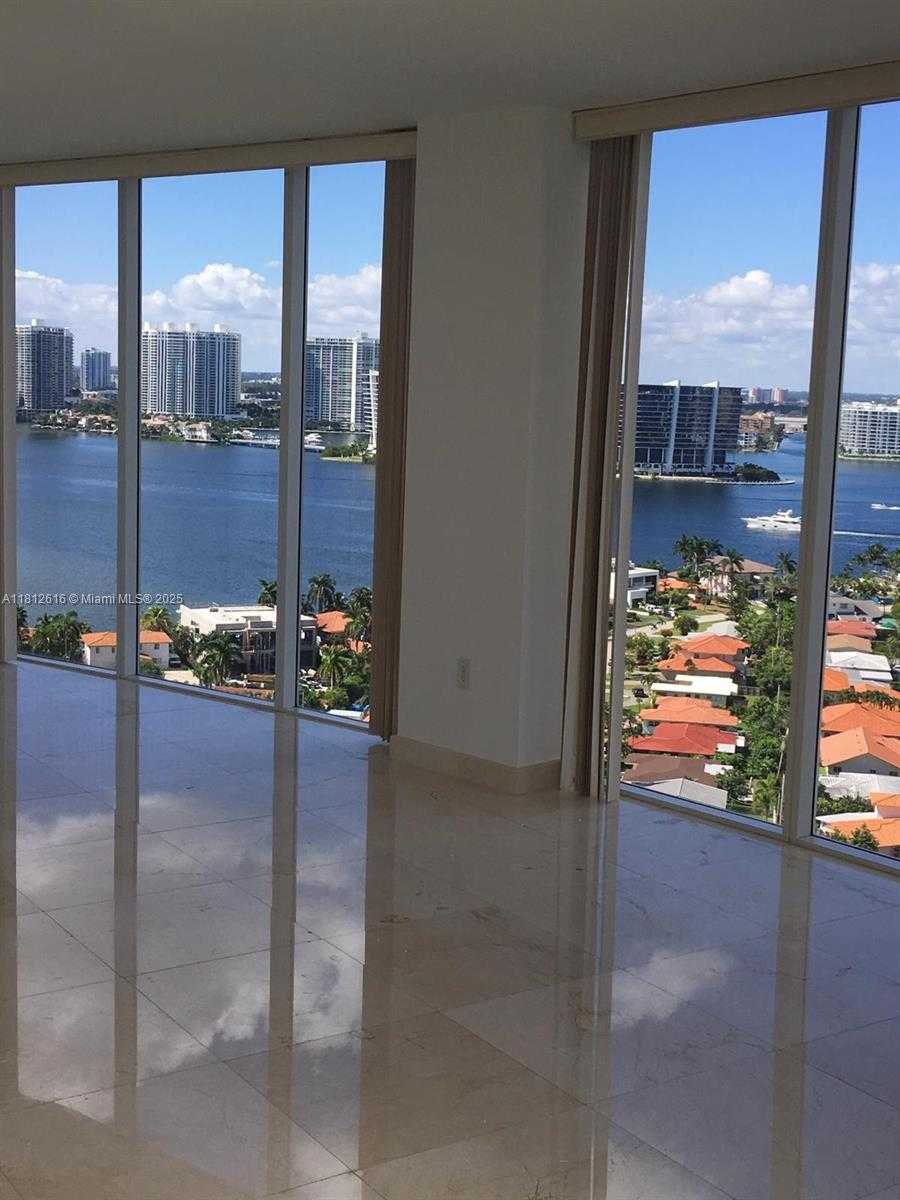 Small Image of 18671 #2204, Sunny Isles Beach Number 5