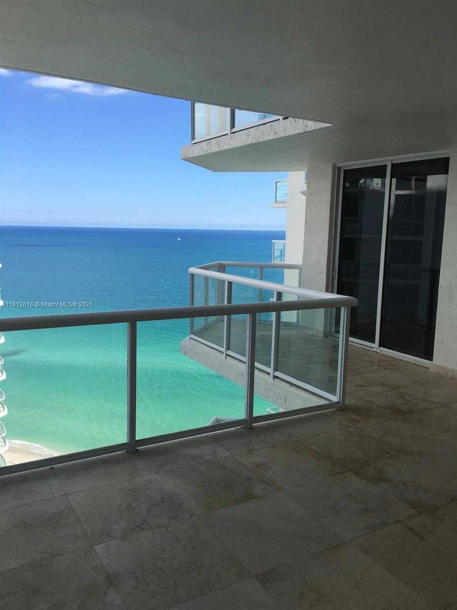 Small Image of 18671 #2204, Sunny Isles Beach Number 8