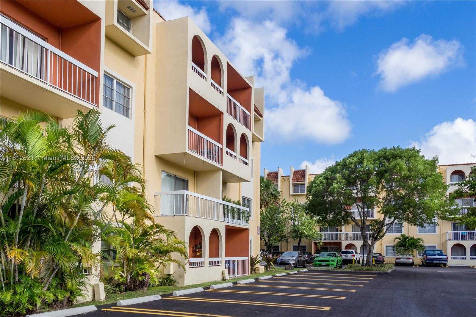 Small Image of 7845 CAMINO REAL #O-106, Miami Number 13