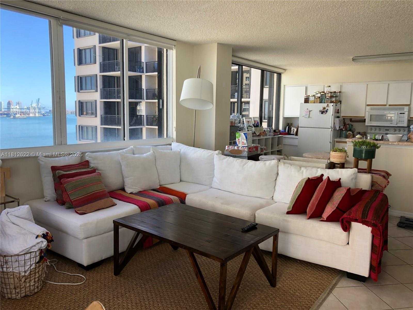 Small Image of 540 BRICKELL KEY DR #1408, Miami Number 10