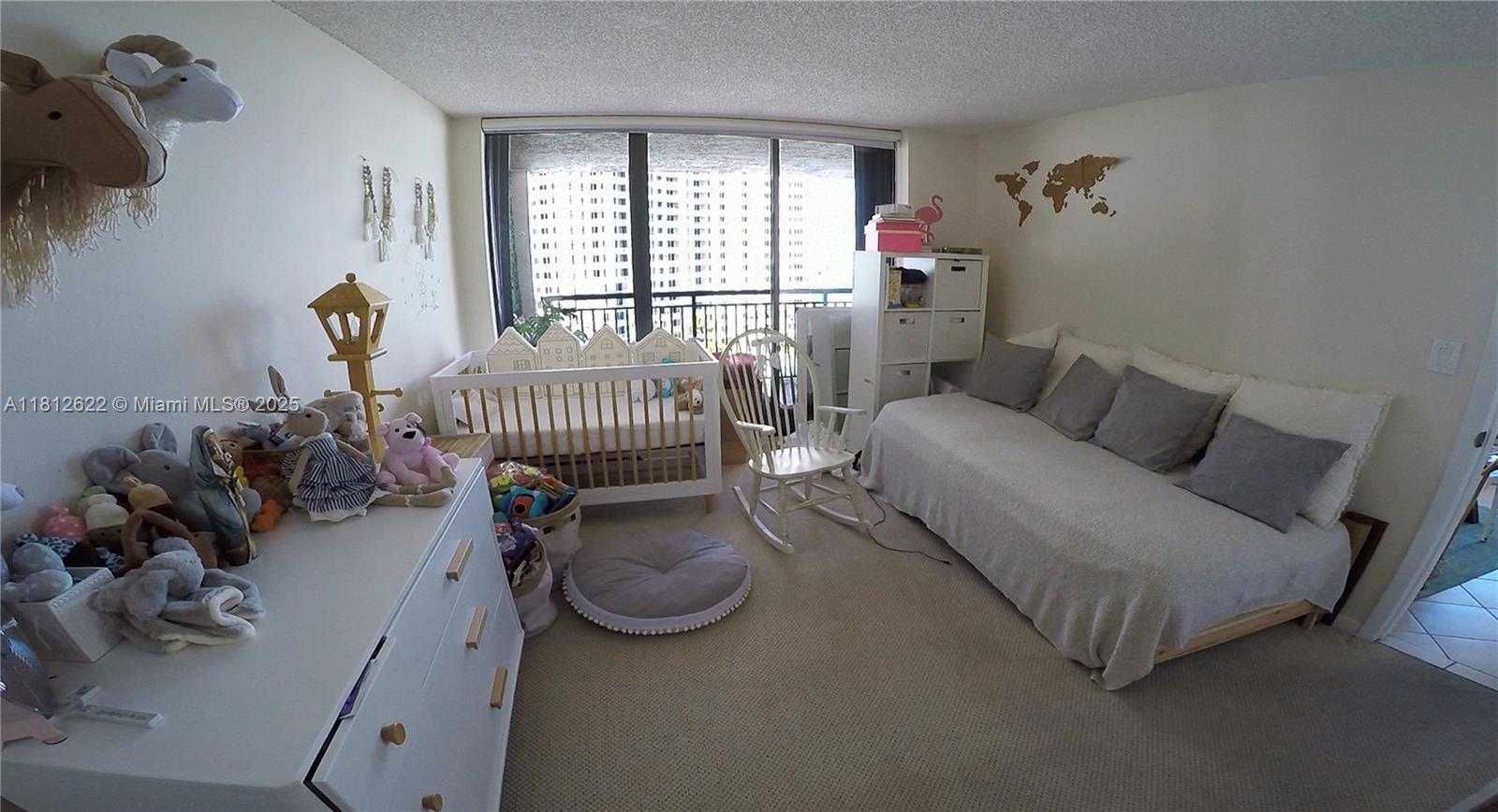 Small Image of 540 BRICKELL KEY DR #1408, Miami Number 17