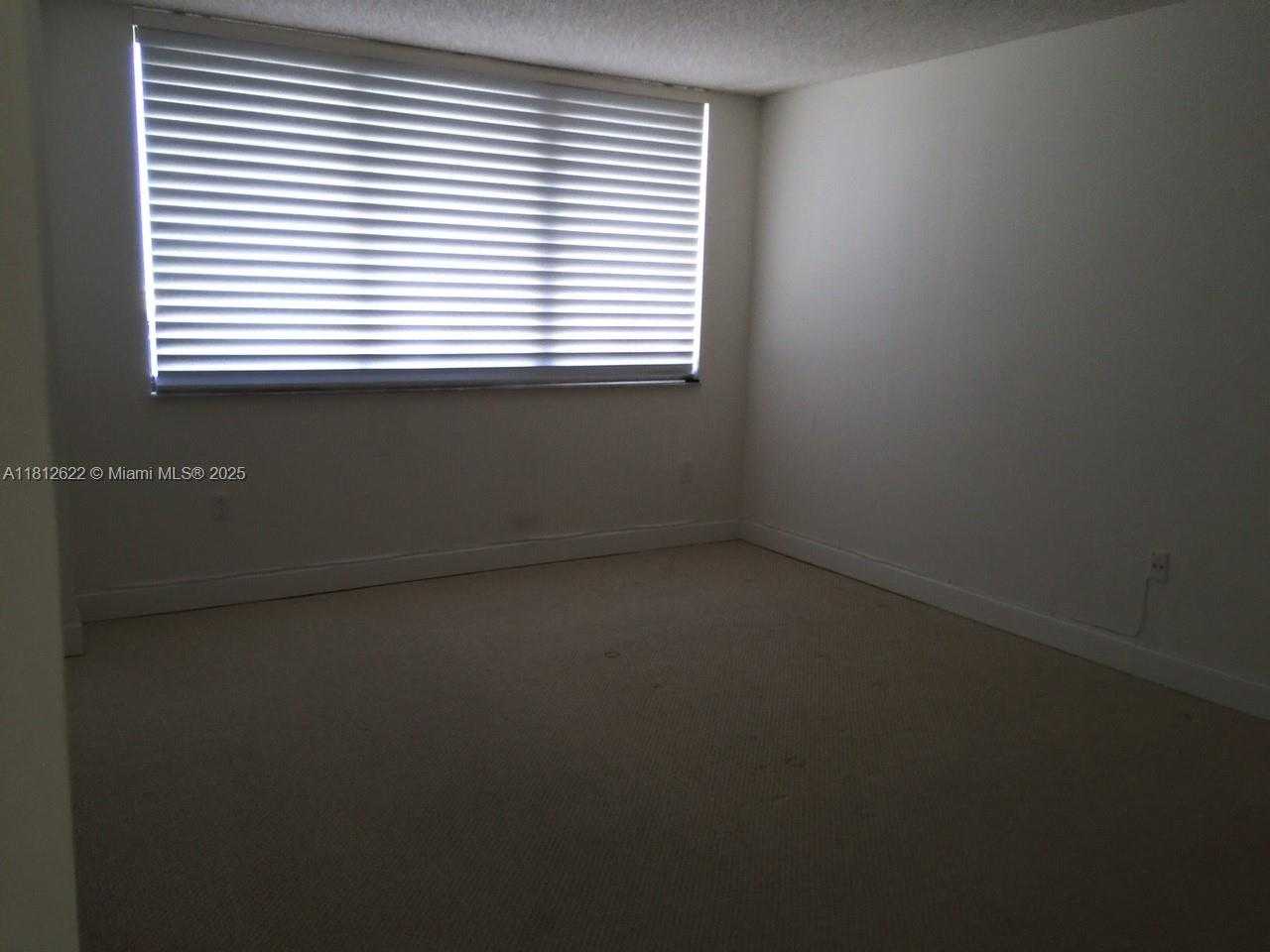 Small Image of 540 BRICKELL KEY DR #1408, Miami Number 20