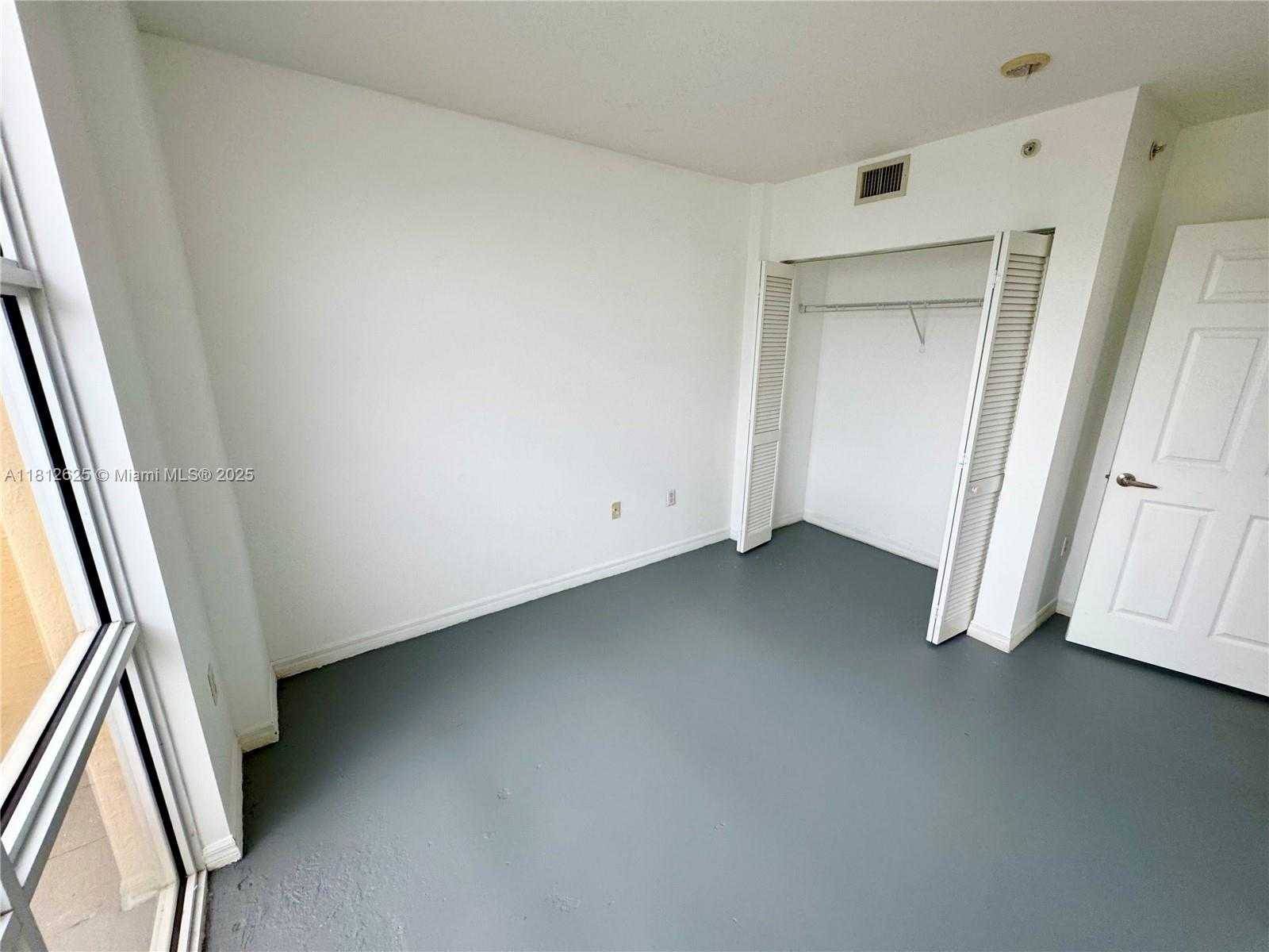 Small Image of 900 SOUTH WEST 8TH ST #508, Miami Number 18