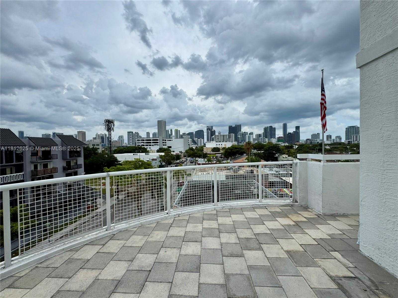 Small Image of 900 SOUTH WEST 8TH ST #508, Miami Number 6