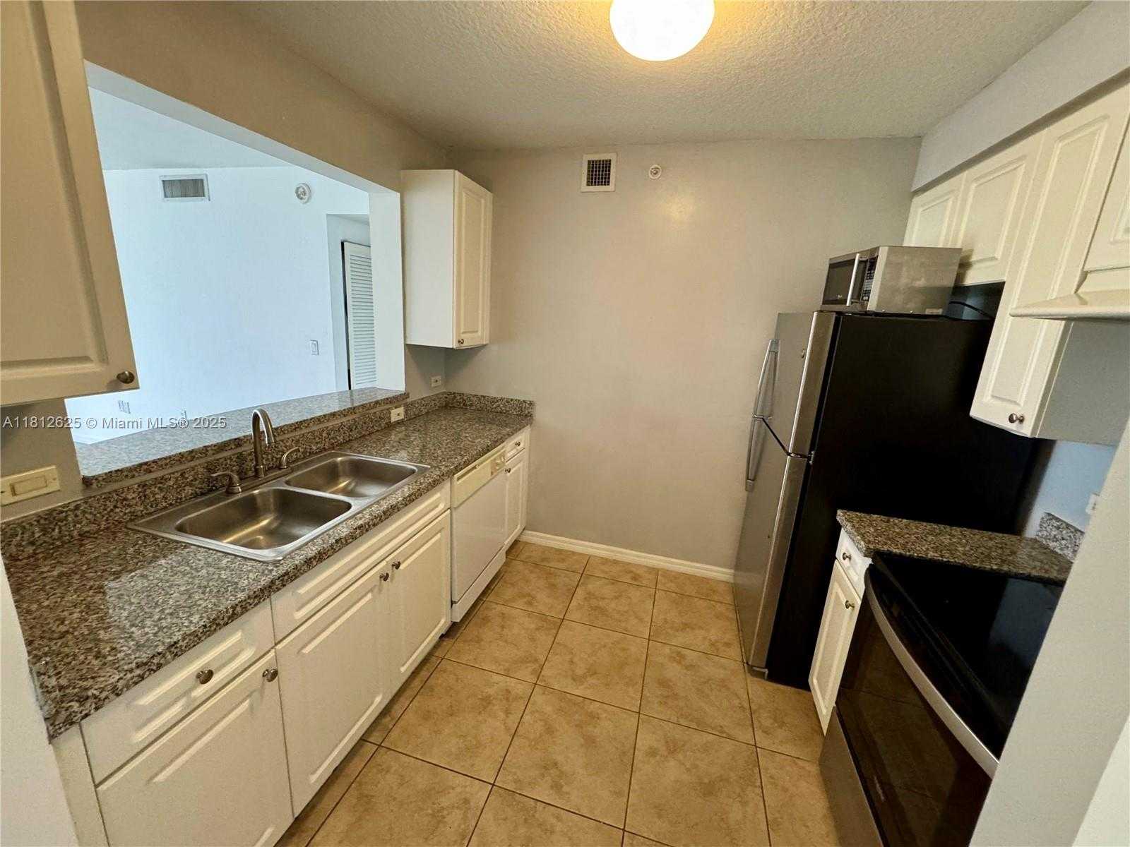 Small Image of 900 SOUTH WEST 8TH ST #508, Miami Number 9
