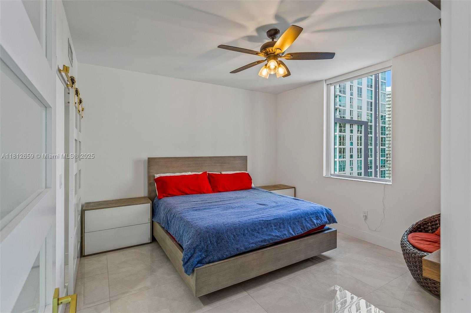 Small Image of 1060 BRICKELL AVE #2015, Miami Number 8