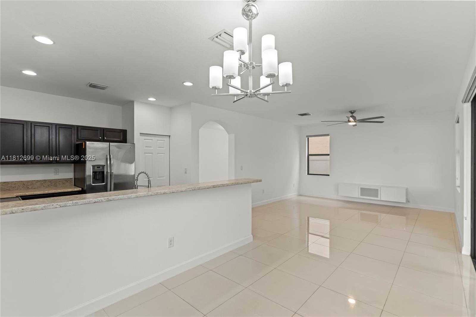 Small Image of 3502 WEST 86TH TER #3502, Hialeah Number 14