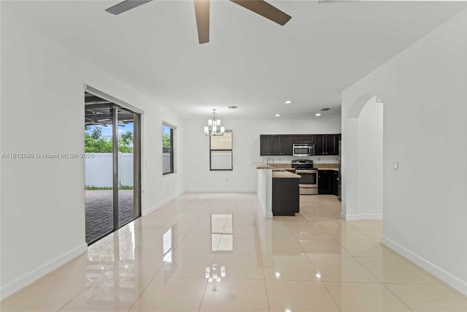 Small Image of 3502 WEST 86TH TER #3502, Hialeah Number 17