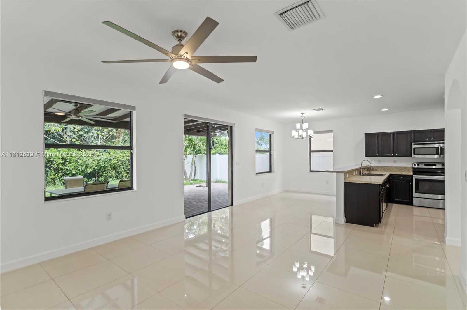 Small Image of 3502 WEST 86TH TER #3502, Hialeah Number 21