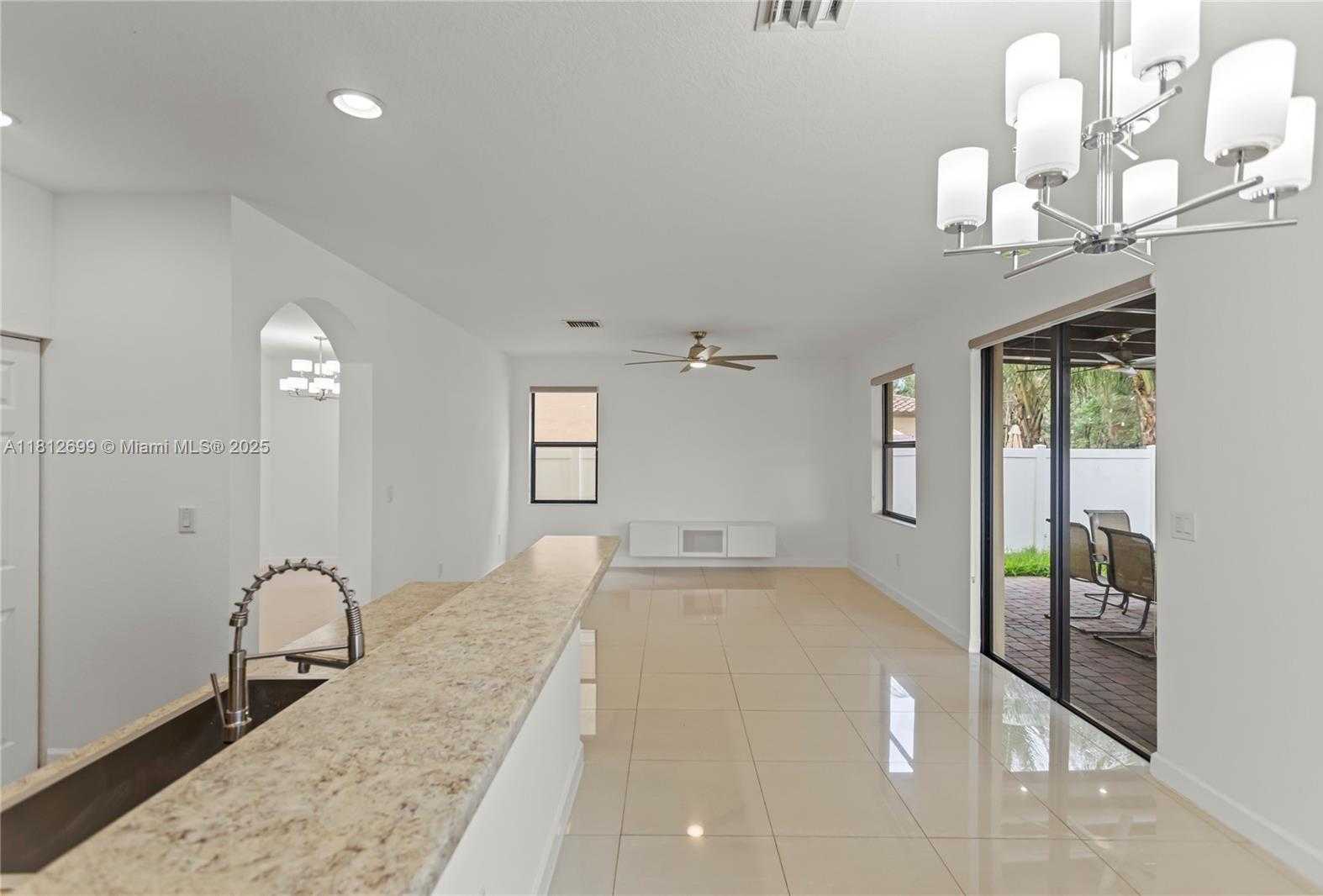 Small Image of 3502 WEST 86TH TER #3502, Hialeah Number 26