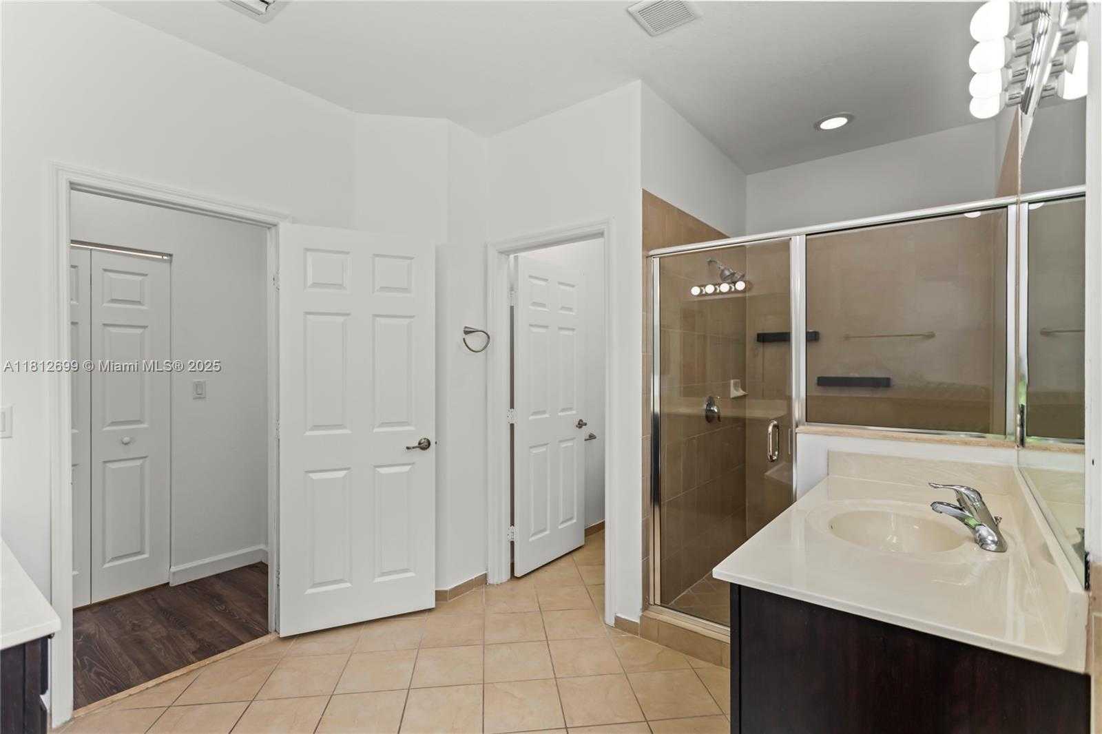Small Image of 3502 WEST 86TH TER #3502, Hialeah Number 31