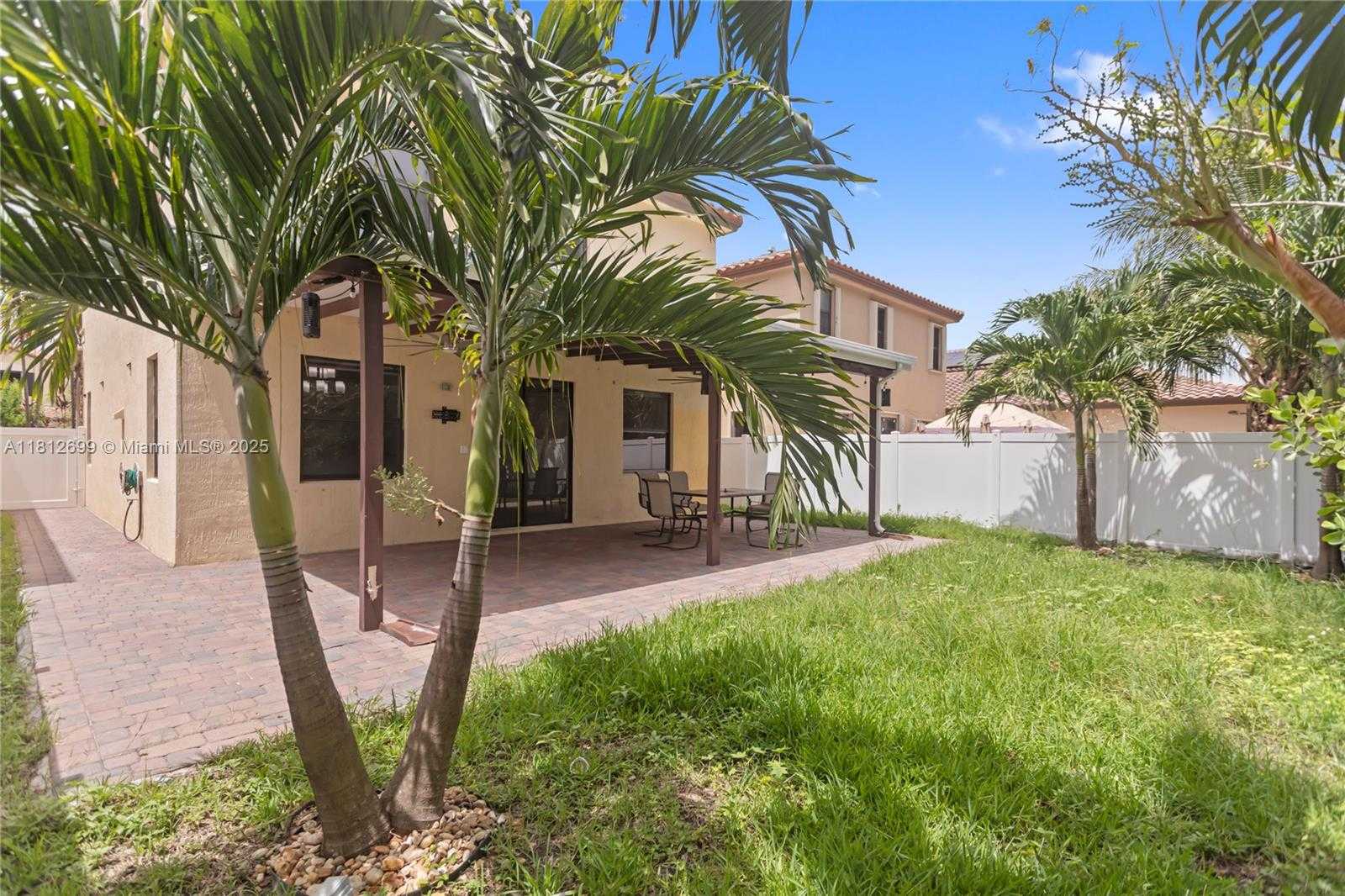Small Image of 3502 WEST 86TH TER #3502, Hialeah Number 42