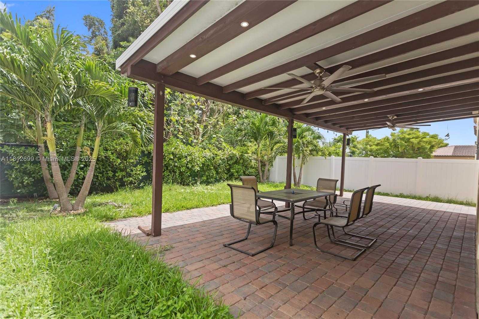 Small Image of 3502 WEST 86TH TER #3502, Hialeah Number 45