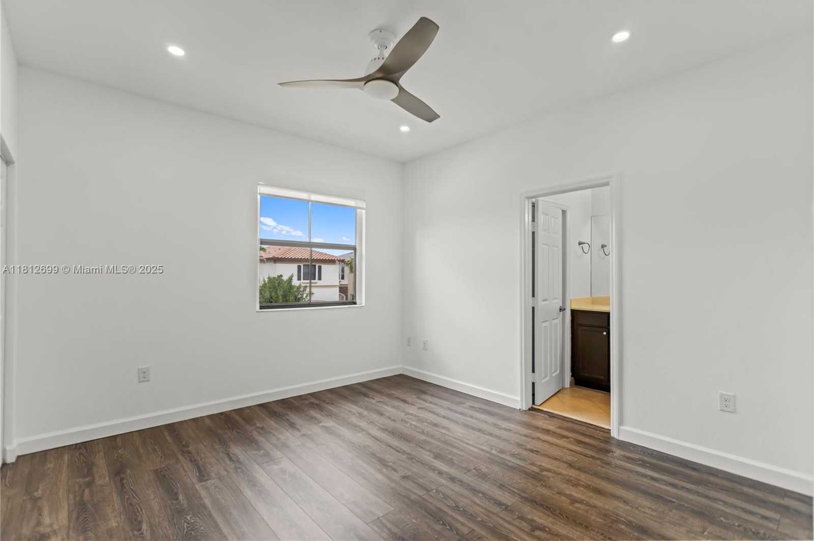 Small Image of 3502 WEST 86TH TER #3502, Hialeah Number 59