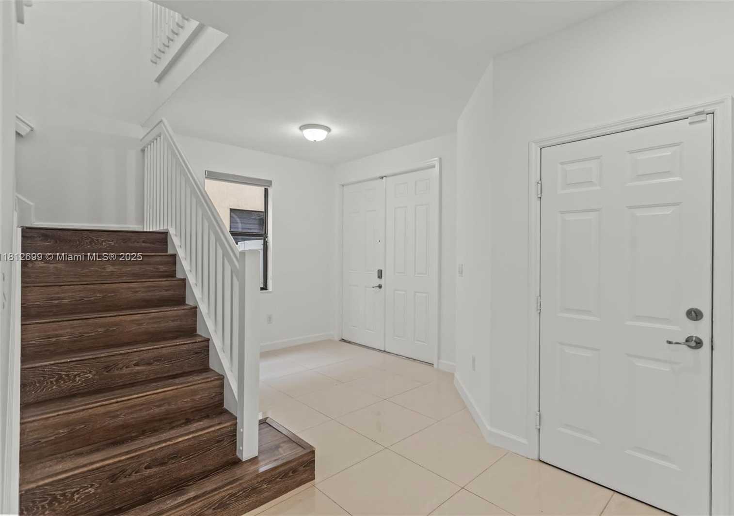 Small Image of 3502 WEST 86TH TER #3502, Hialeah Number 7